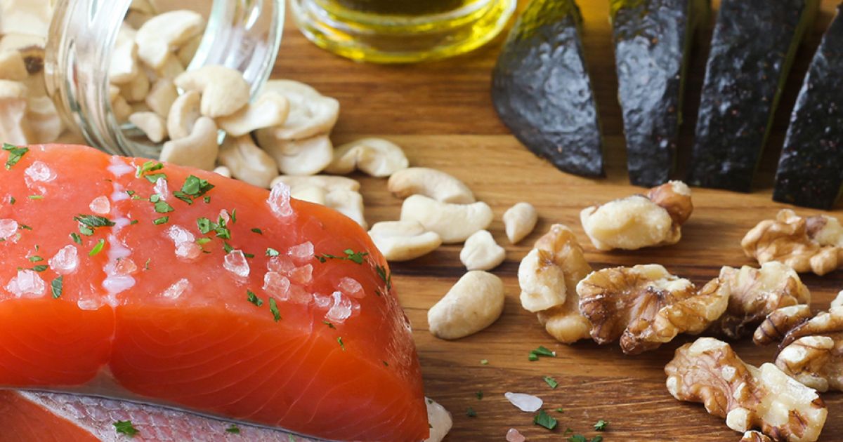 Olio di salmone, di semi di lino e di semi di canapa