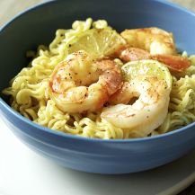 MAGGI Noodles con gamberi e lime gusto curry MAGGI Noodles con gamberi e lime gusto curry