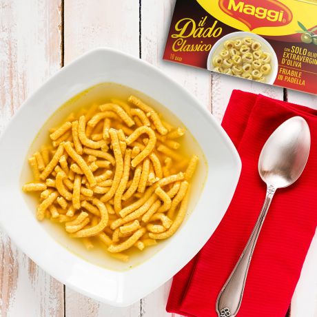 Passatelli in brodo con dado Maggi